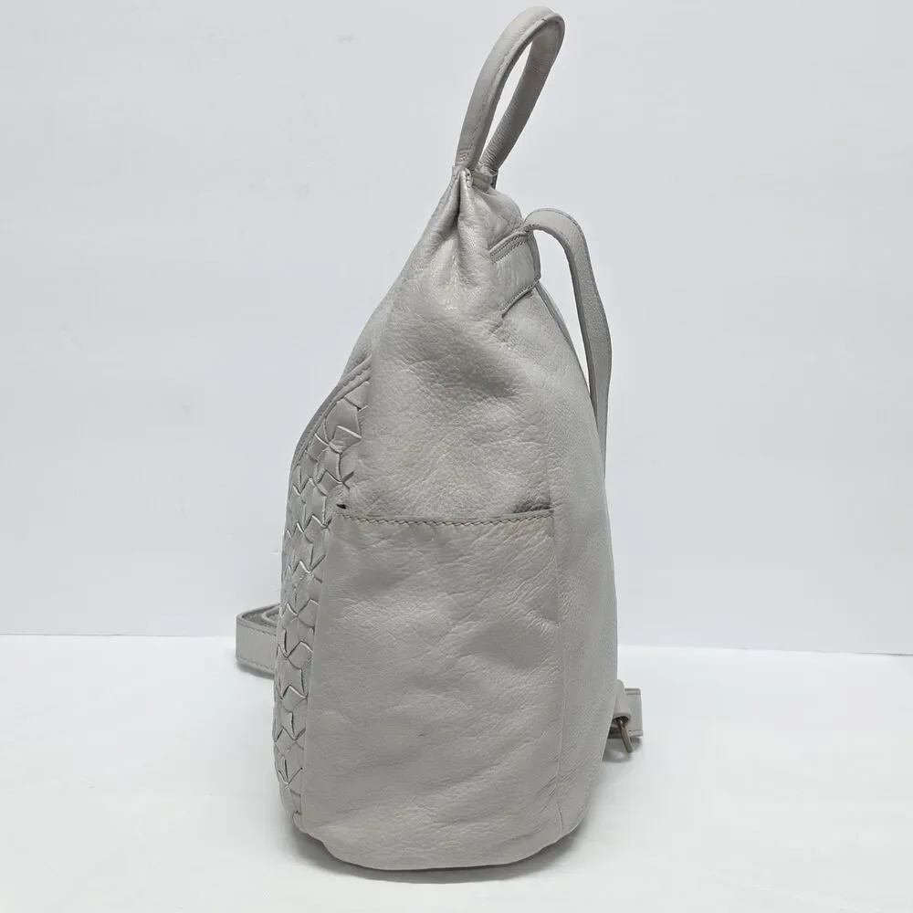 Born Millport Sling Backpack Bag In Woven Light Gray Soft Leather Boho Travel